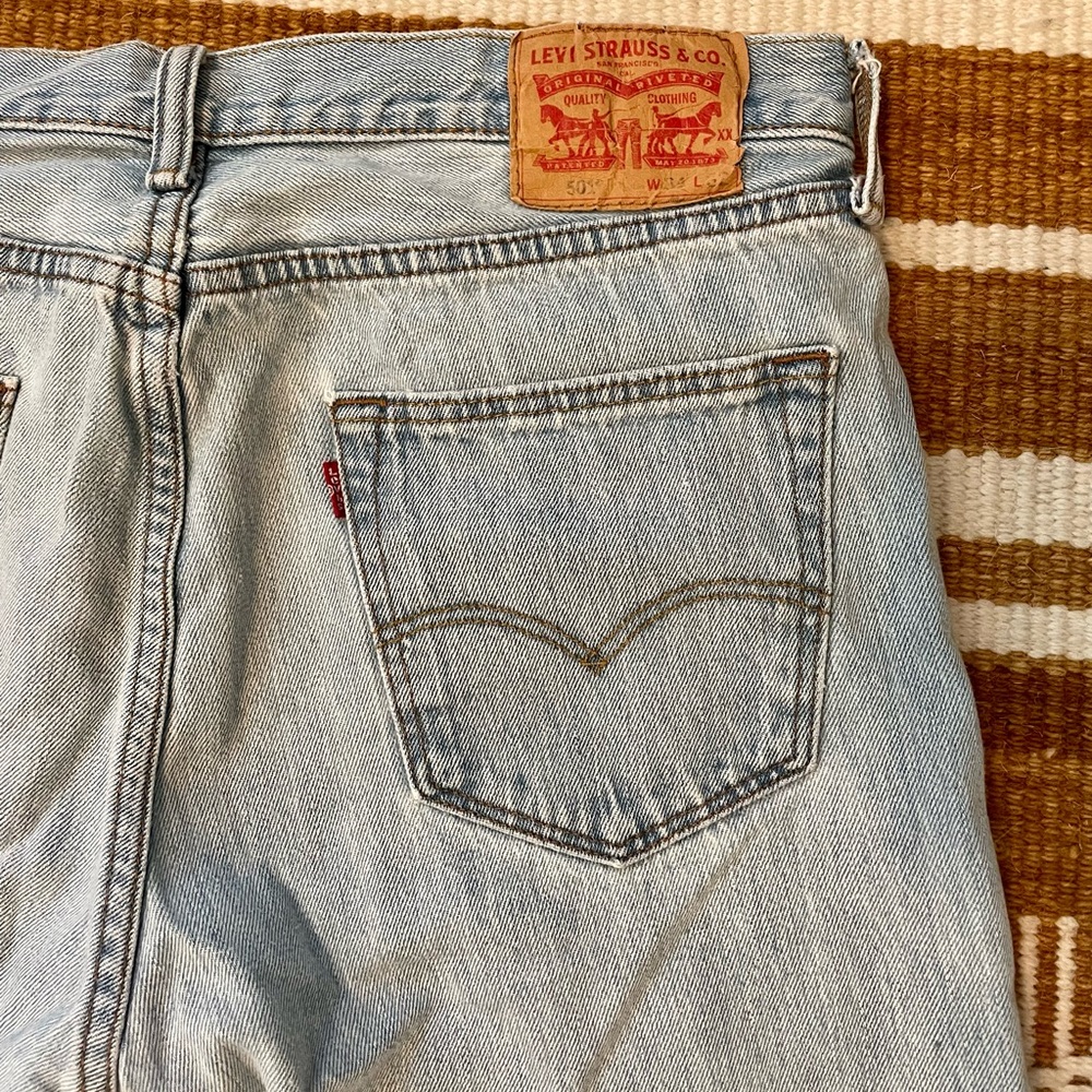 Super Light-Wash Levi’s 501 Jeans W34 L32